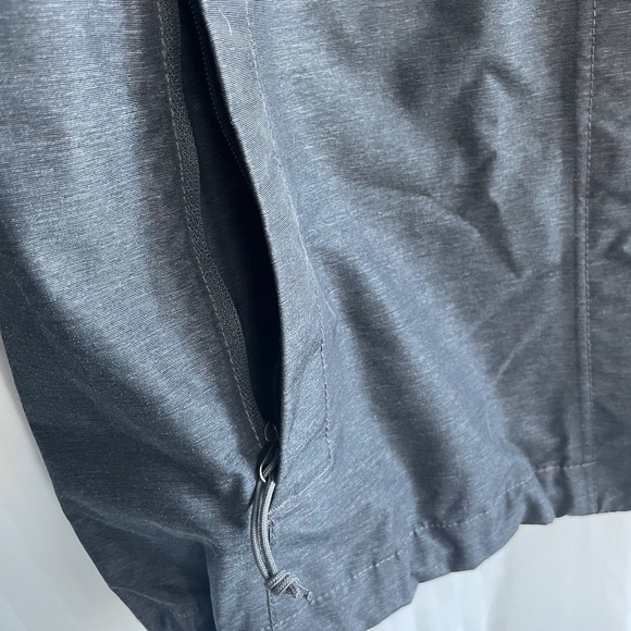 North Face Venture 2 Dryvent Jacket with Taped Seams, Gray, Women's Medium - Picture 3 of 12
